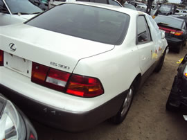 1998 LEXUS ES300, 3.0L AUTO, COLOR WHITE, STK Z15848